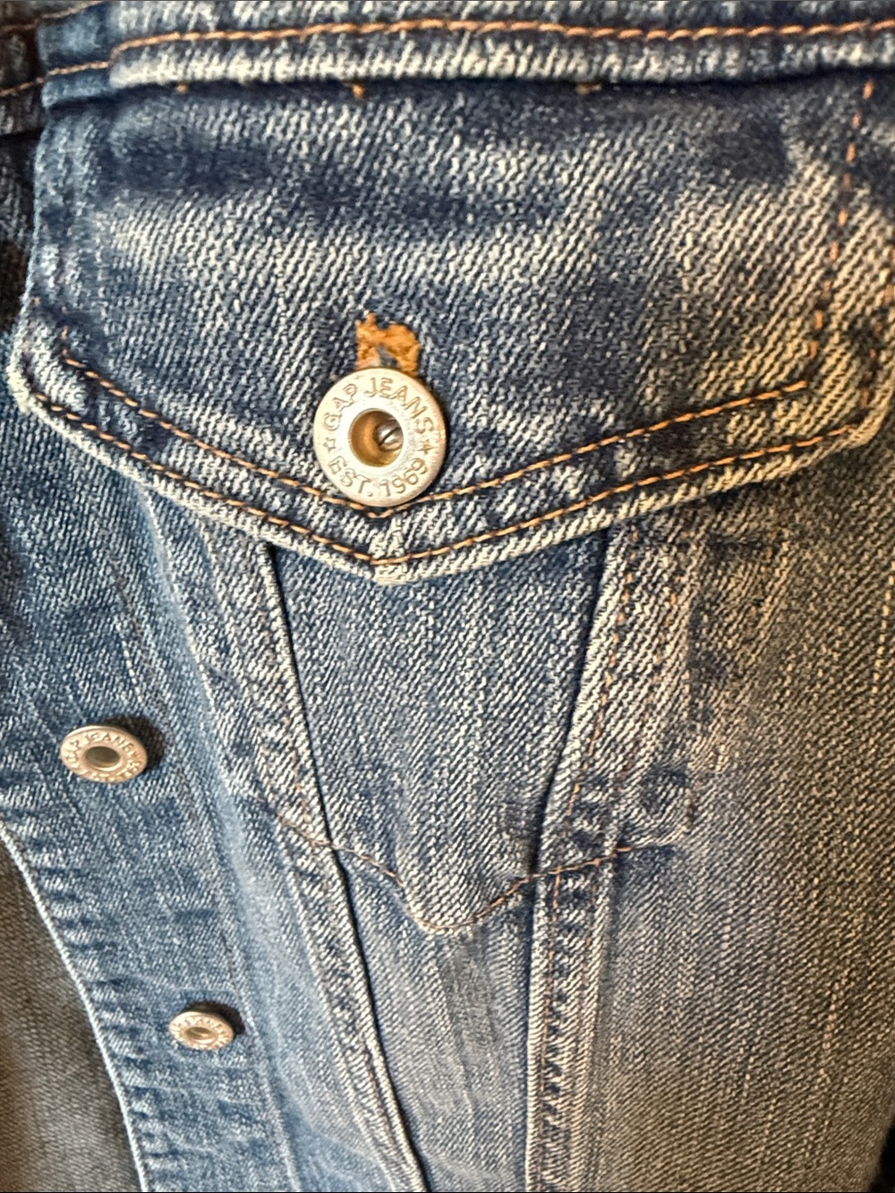 GAP Women's Medium Blue Denim Jacket with Button Front fitted - Picture 4 of 8